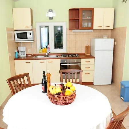 Apartament Ante