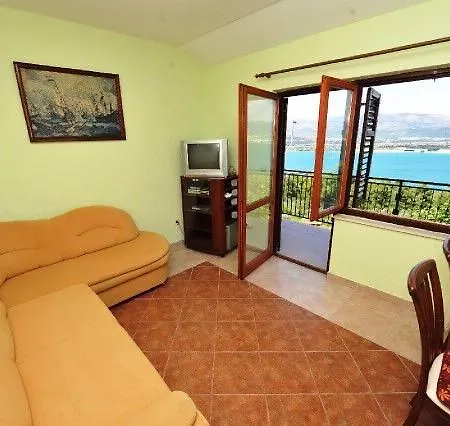 Apartament Ante