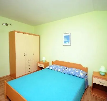 Ante Apartament *